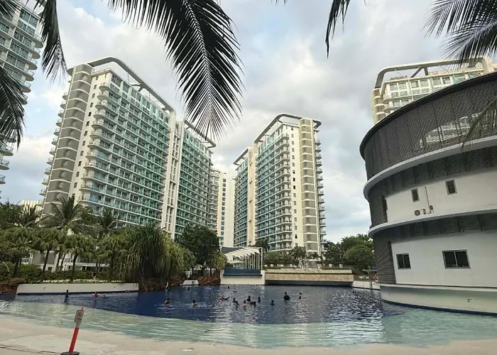 Sanchez Azure Staycation 渡假村